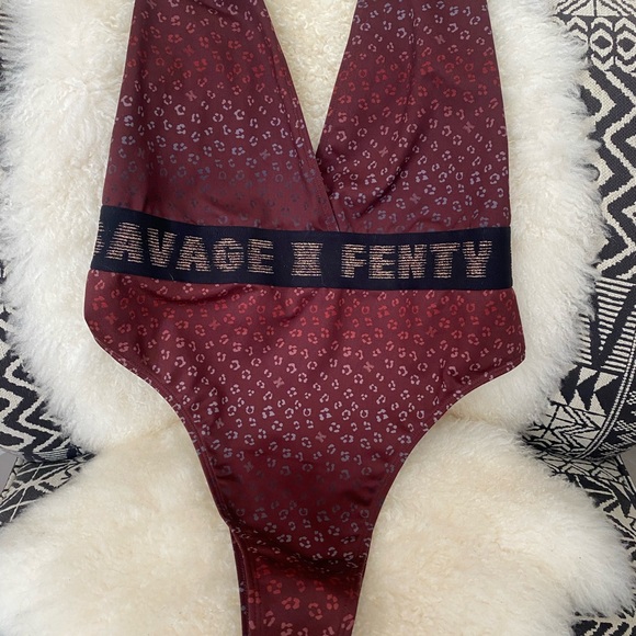 Savage Fenty Bodysuit / Women’s M / NWT - Picture 4 of 4